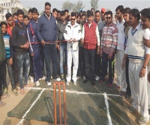 Tom warrior rose victorious in cricket championship